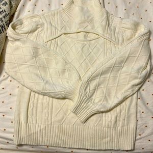 NY&Co Cableknit Cut out sweater